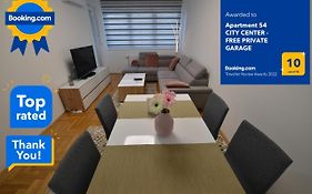 Apartment 54 City Center - Free Private Garage